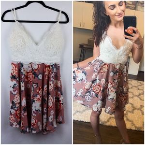 Haute Monde Floral Dress | Size M